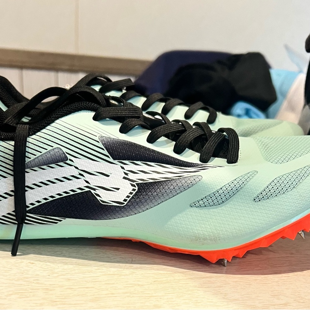 Source Unknown Mint Green Track Spikes with Black Accents and Orange Sole